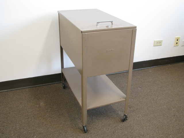 LATERAL FILE CABINET - (4) Drawer - Putty     (# B-2961)